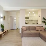 Amvrosia Apartament *