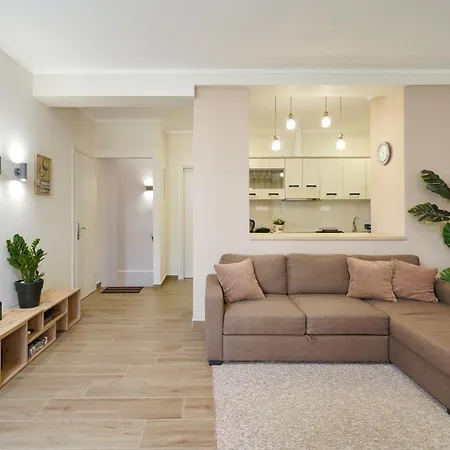 Amvrosia Apartament *